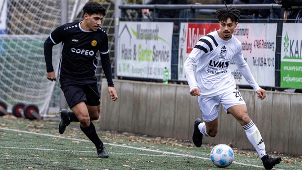 Gegen die Bezirksliga-Elite: SV Budberg testet mit Licht und auch Schatten