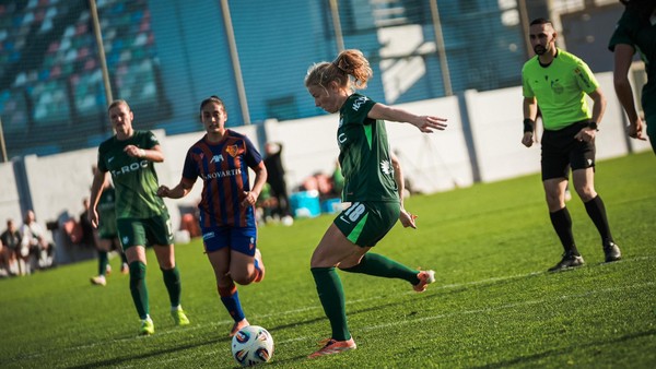 Trainingslager mit „Aha-Effekt“: Wölfinnen-Coach mit viel Lob und etwas Tadel