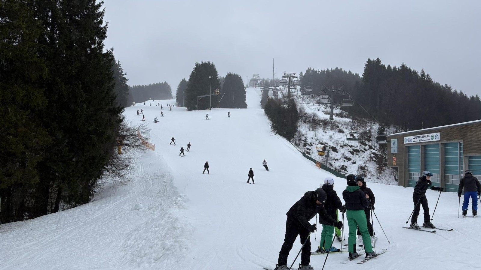 Schneeh-hen-und-ge-ffnete-Lifte-im-Sauerland-Diese-57-Lifte-sind-ge-ffnet