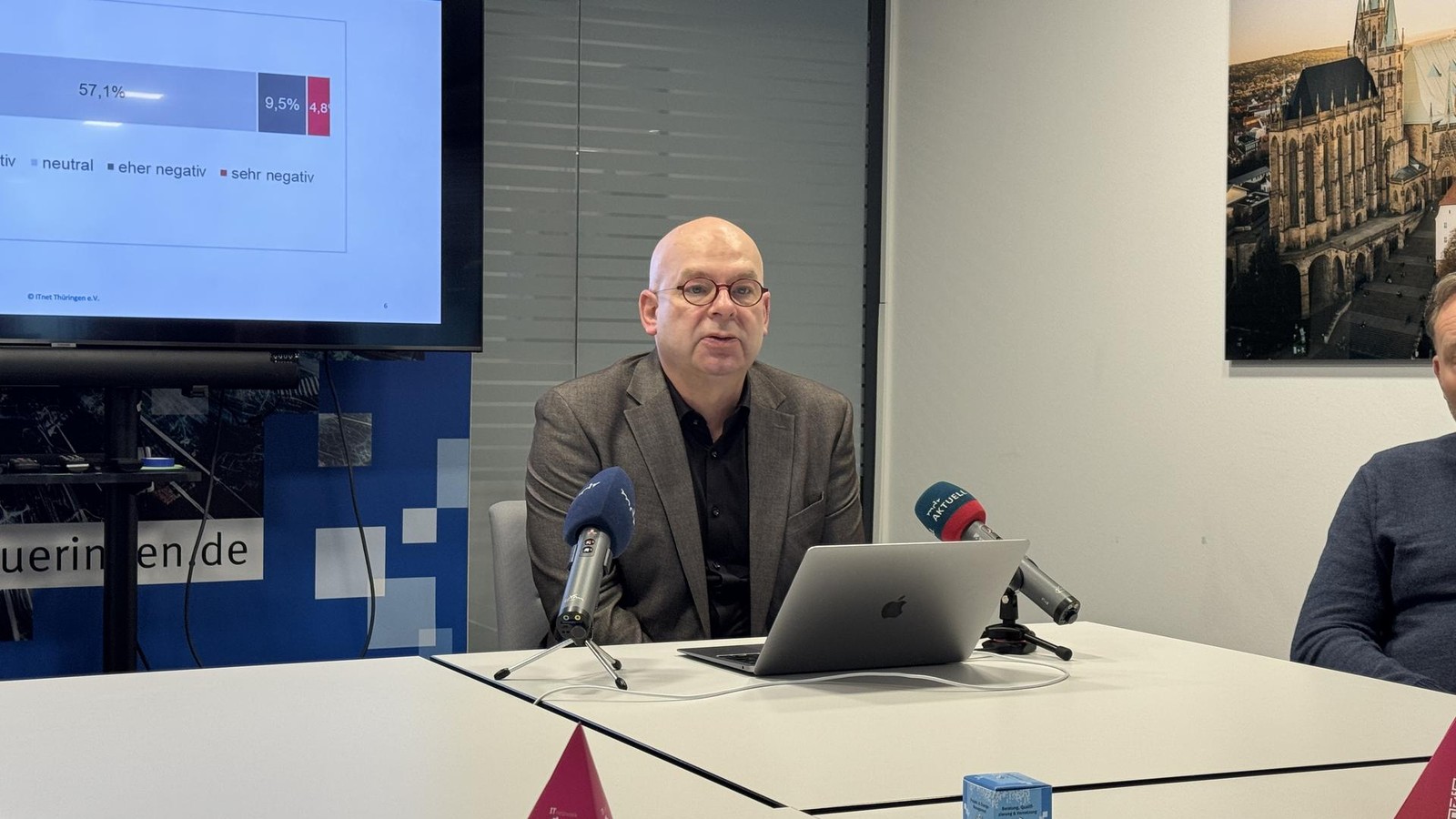 Th-ringer-IT-Branche-dr-ngt-auf-st-rkere-Ber-cksichtigung-bei-ffentlichen-Auftr-gen