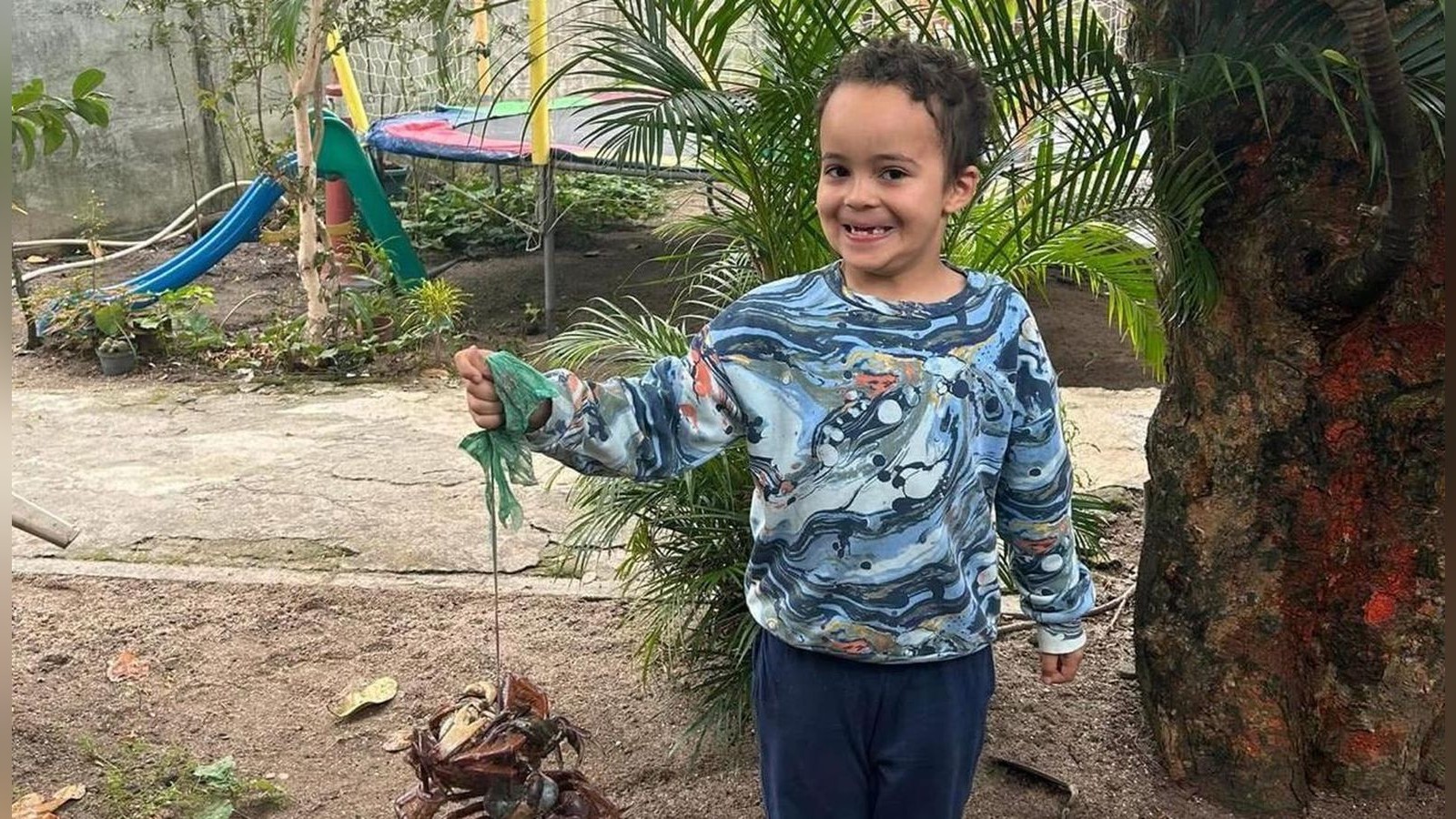 Achtj-hriger-Noah-in-Frankfurt-verschwunden-Ermittler-finden-Schulranzen