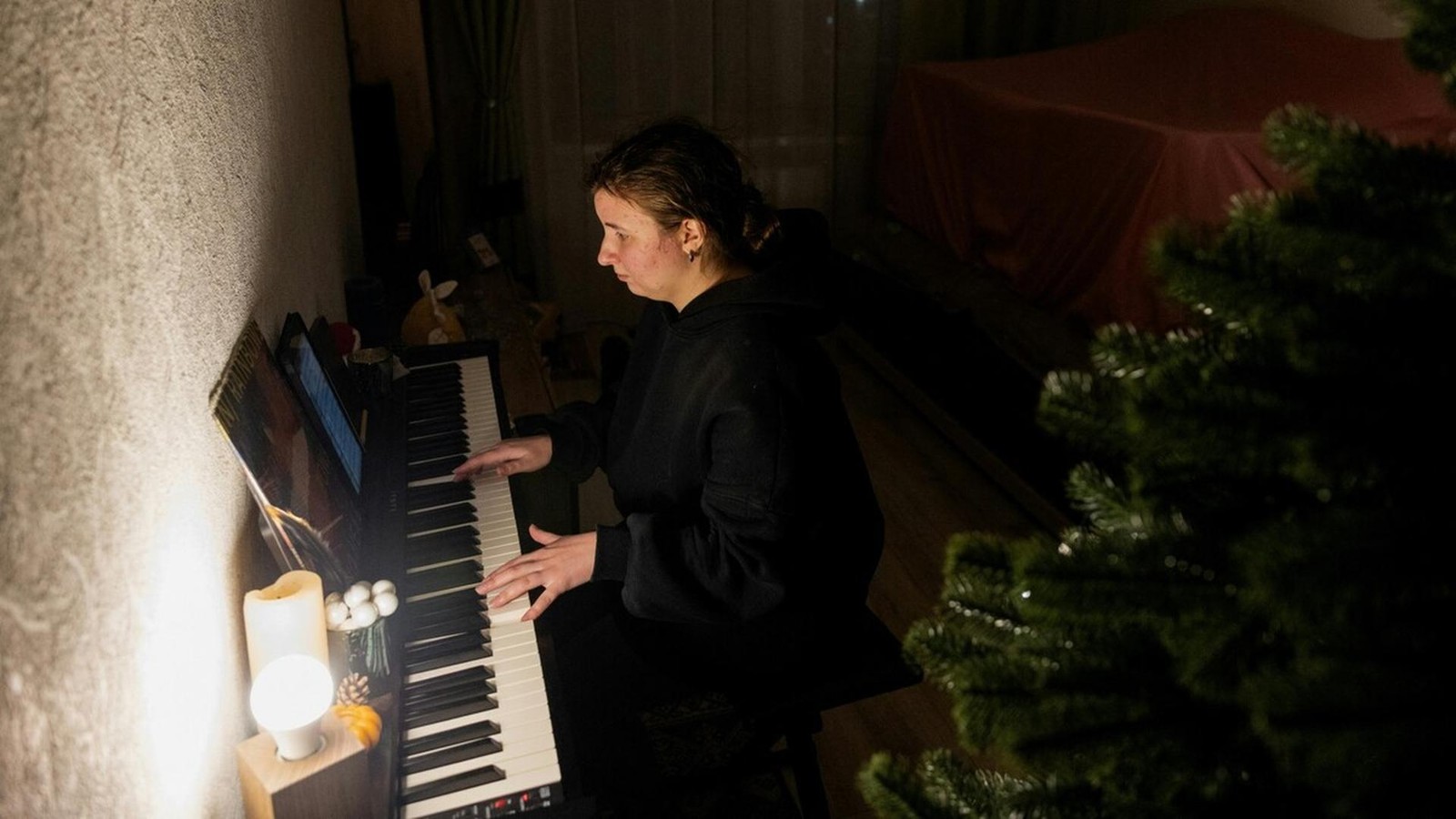 Ukraine-Krieg-Die-Kinder-malen-sehr-viel-Dunkles-