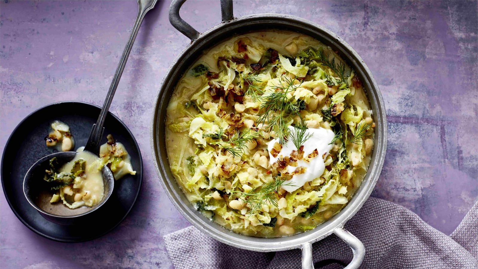 Zack-die-Bohne-Eintopf-mit-R-stzwiebeln