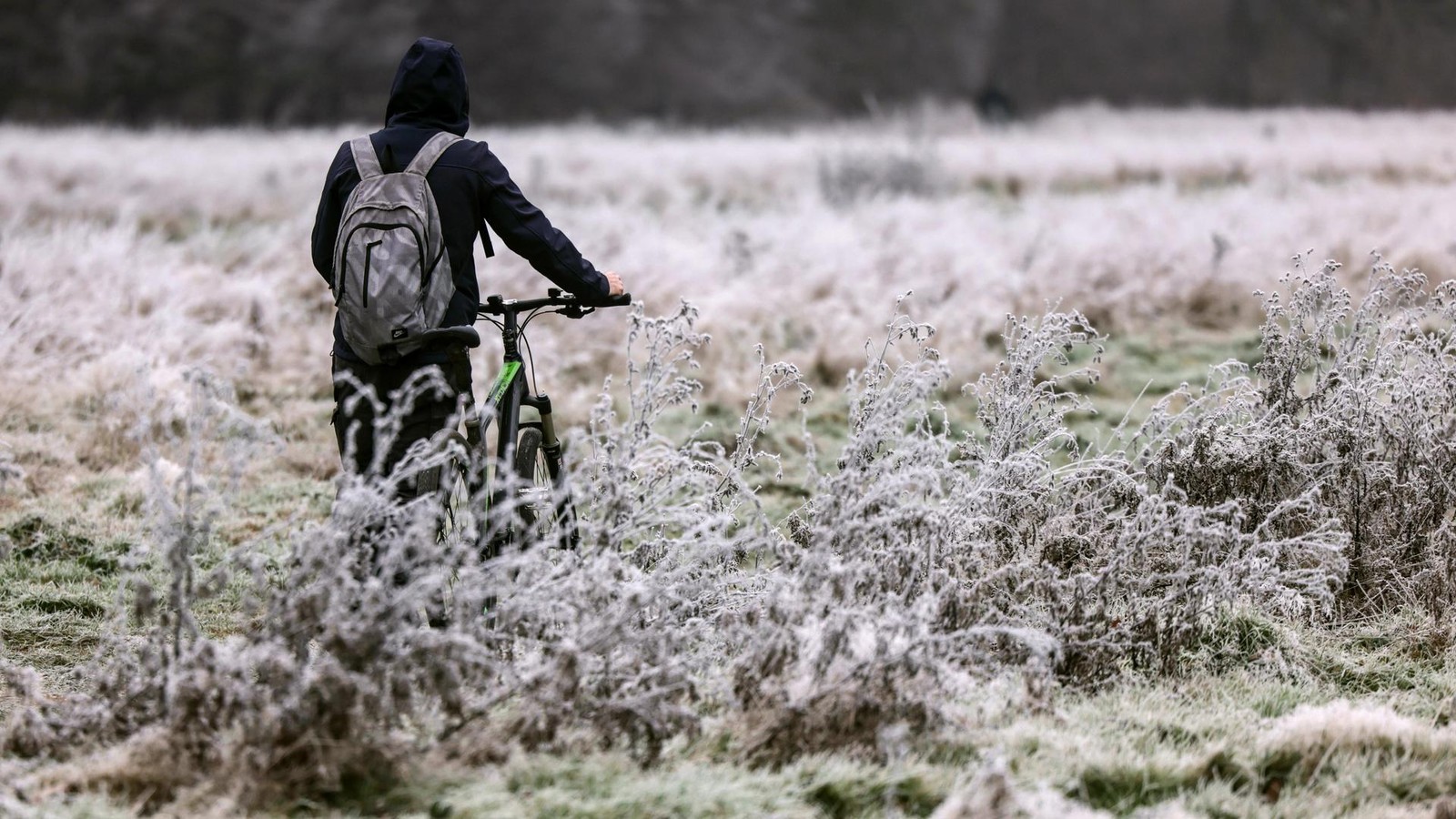 Spektakul-re-Aktion-Radelte-13-j-hriger-Ausrei-er-nach-Sizilien-