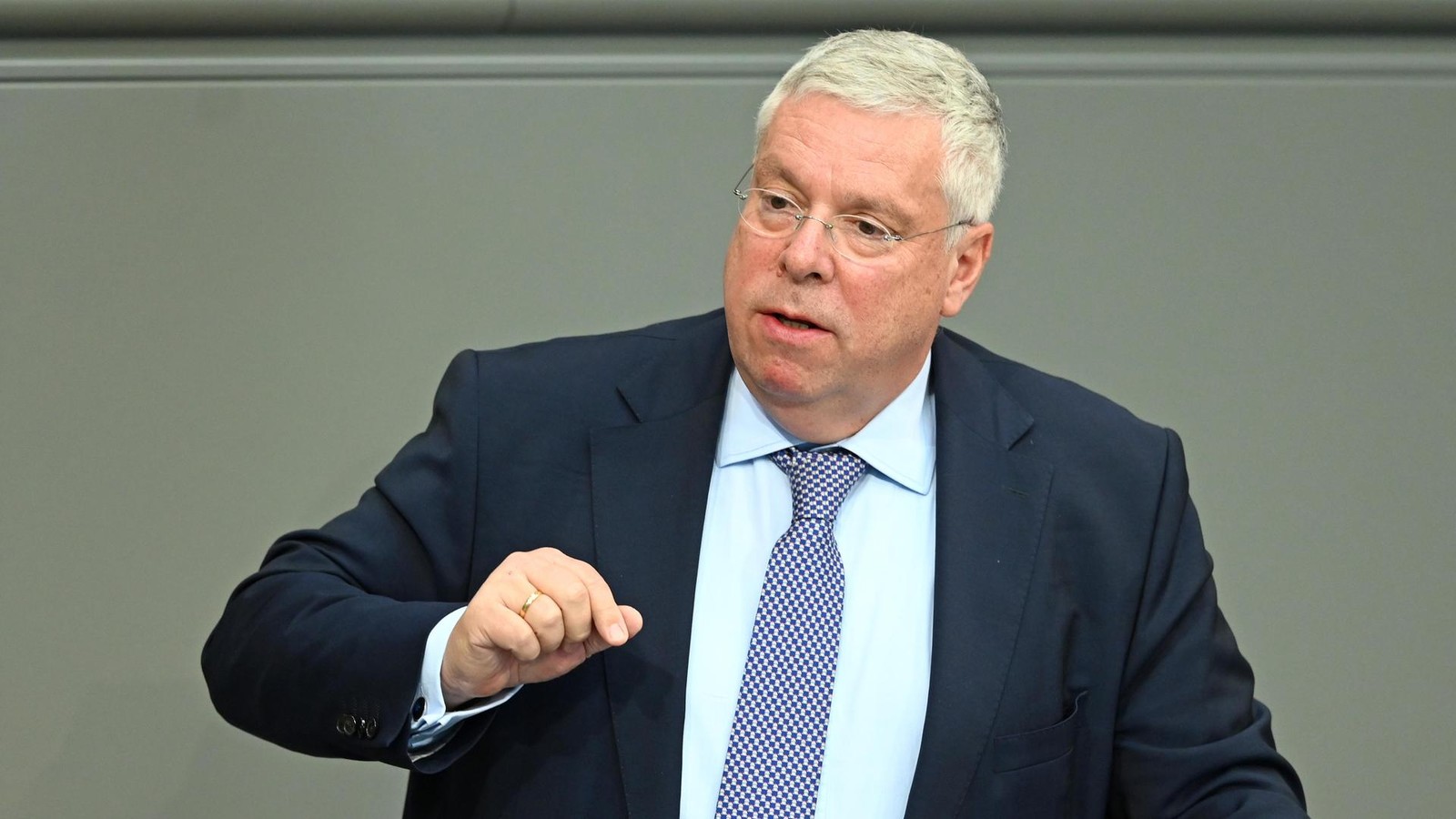 Gr-nland-CDU-Politiker-bringt-Boykott-der-Fu-ball-WM-ins-Spiel