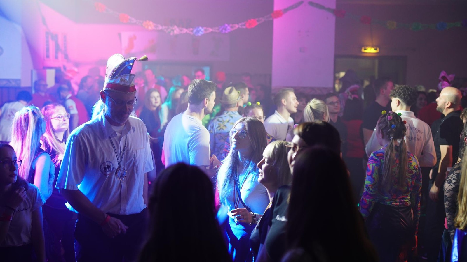 Kreis-Greiz-Die-Nachrichten-zum-Start-ins-Wochenende