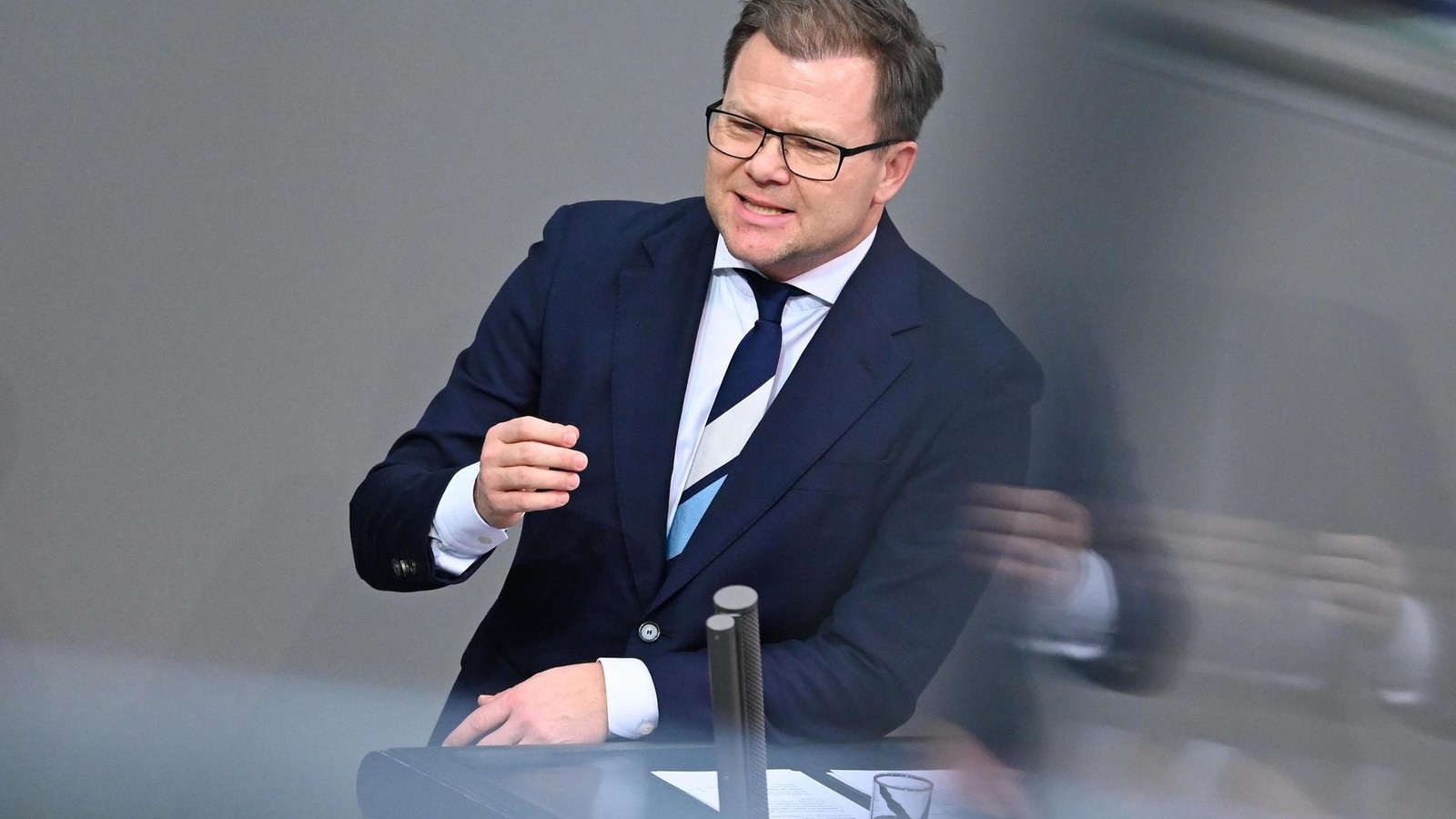 Ministerium-verschiebt-berraschend-Vorstellung-von-E-Auto-Pr-mie