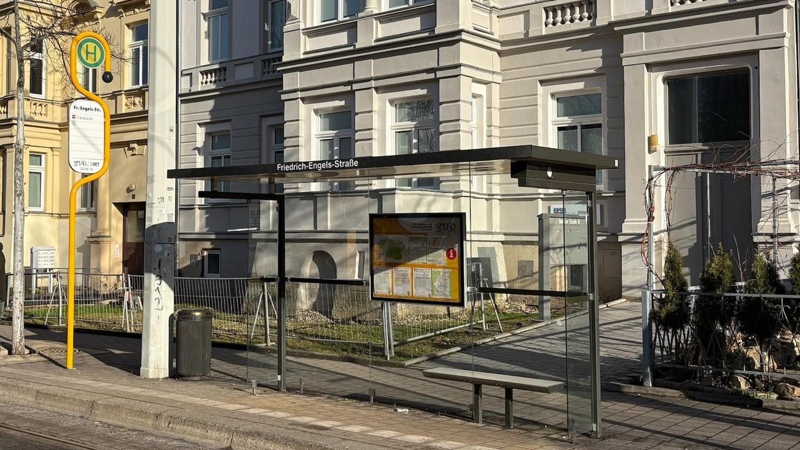 Skandal-in-Gera-Warteh-uschen-Protokoll-enth-llt-Stra-enbahn-Beschimpfung-