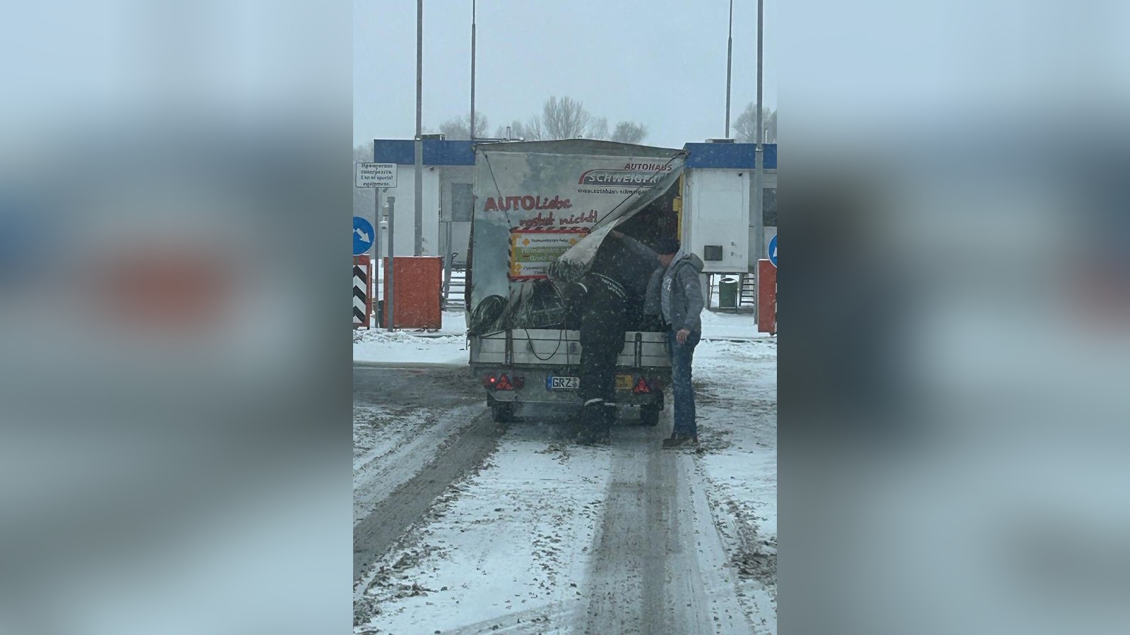 -Physisch-und-psychisch-an-der-Grenze-der-Zumutbarkeit-Hilfstransport-Greiz-Brest-vor-dem-Ende-