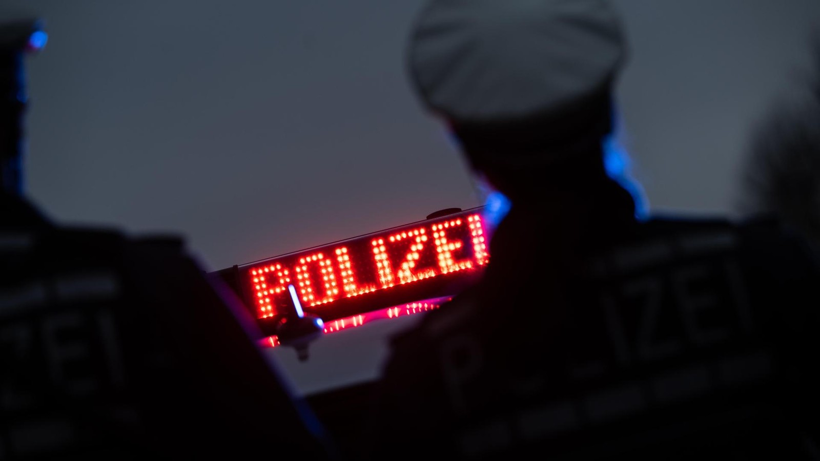 Tankstellenraub-in-Gelsenkirchen-Polizei-sucht-Zeugen