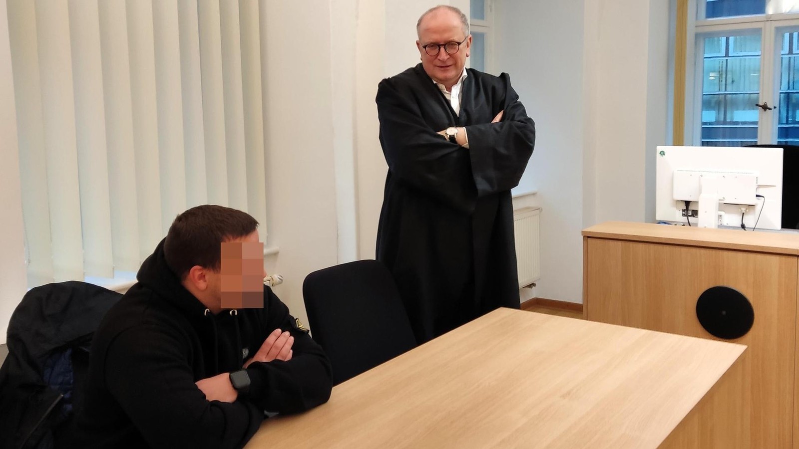 Nach-Kneipenattacke-vor-Gericht-im-Altenburger-Land-1-8-Promille-Blut-und-Erinnerungsl-cken