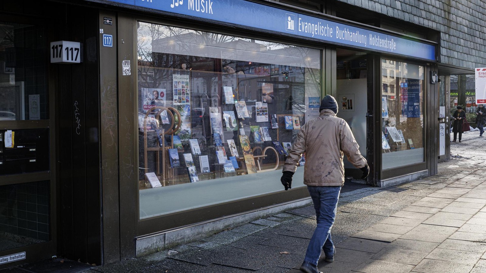Aus-nach-70-Jahren-Letzte-evangelische-Buchhandlung-Hamburgs-schlie-t
