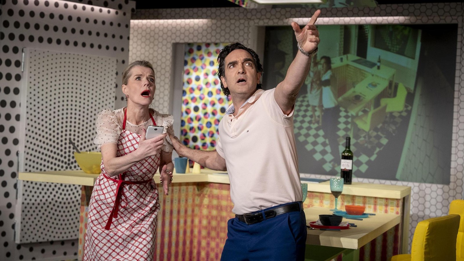 -Der-Videobeweis-Skurrile-franz-sische-Beziehungs-Kom-die-begeistert-in-Rudolstadt