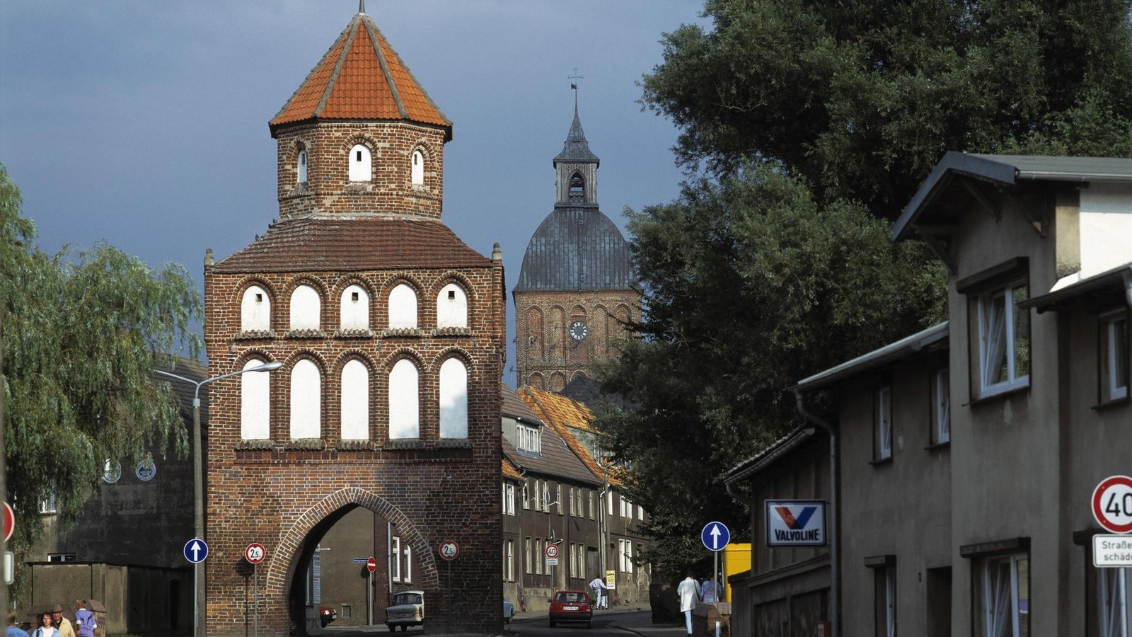 Mann-baut-Verkehrsunfall-Polizei-entdeckt-in-seiner-Wohnung-eine-Leiche