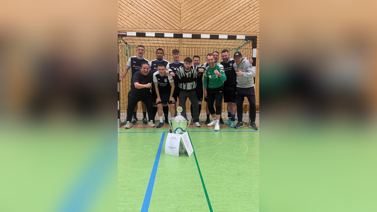 Krimi-vom-Punkt-entscheidet-den-17-Raftl-Cup-in-Gotha-mit-Video-