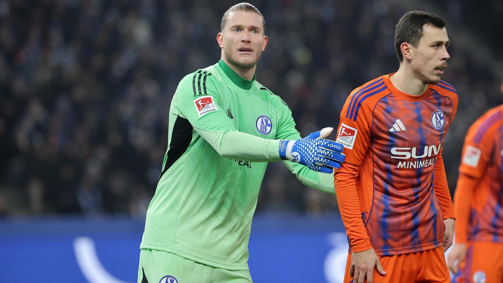 Geisterstimmung-im-Olympiastadion-Loris-Karius-rettet-Schalke-in-Berlin