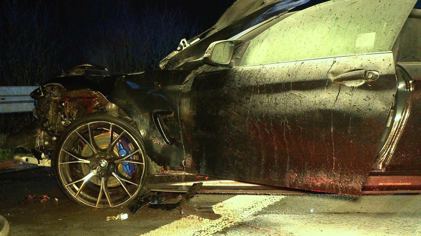 Pkw-kracht-in-Wildschwein-A2-bei-Dortmund-zeitweise-gesperrt