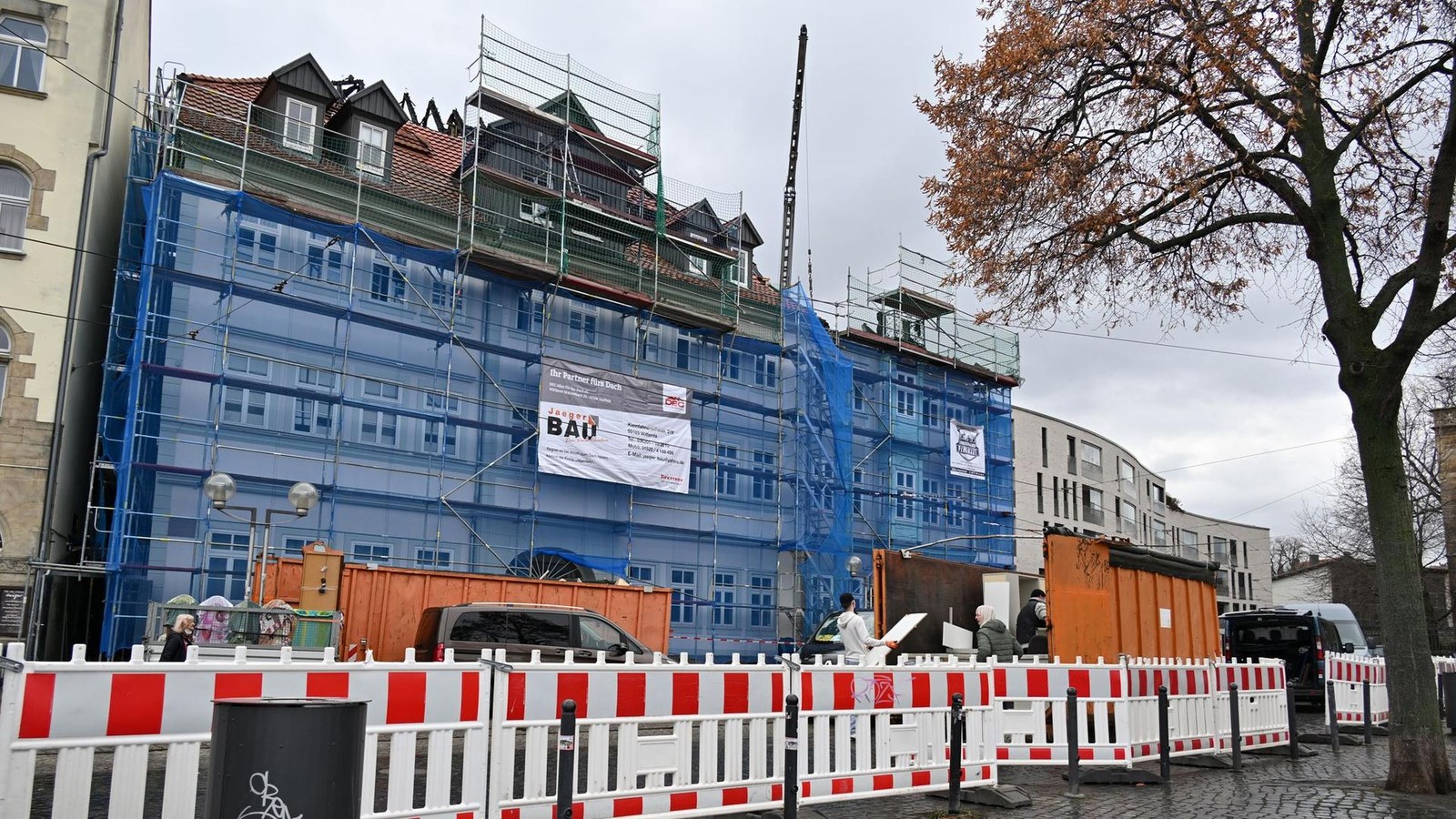 Was-die-Erfurter-ber-den-Domplatz-Brand-und-die-Hundesteuer-denken