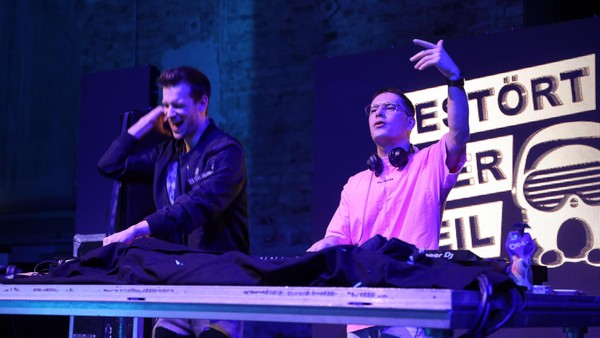 „Gestört aber Geil“ in Ilsede – 40 Bilder von der Party