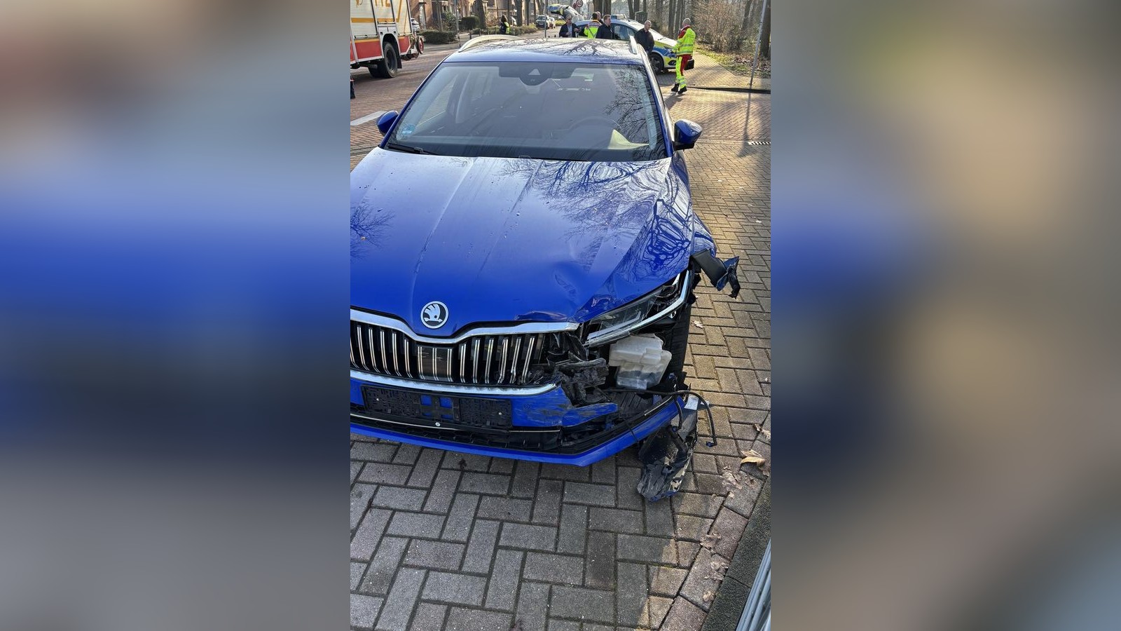 Unf-lle-Garagenbrand-Sechs-Eins-tze-f-r-die-Feuerwehr-Dinslaken