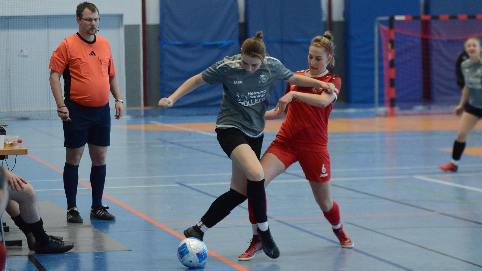 Fast-blamiert-Wie-Titelverteidiger-1-FFV-Erfurt-in-letzter-Minute-dem-K-o-entkommt-mit-Videos-