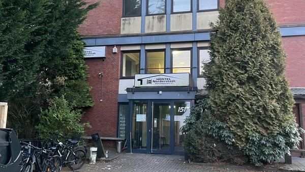 Nach Messerstecherei in Norderstedt: Polizei sucht 24-jährigen Georgier