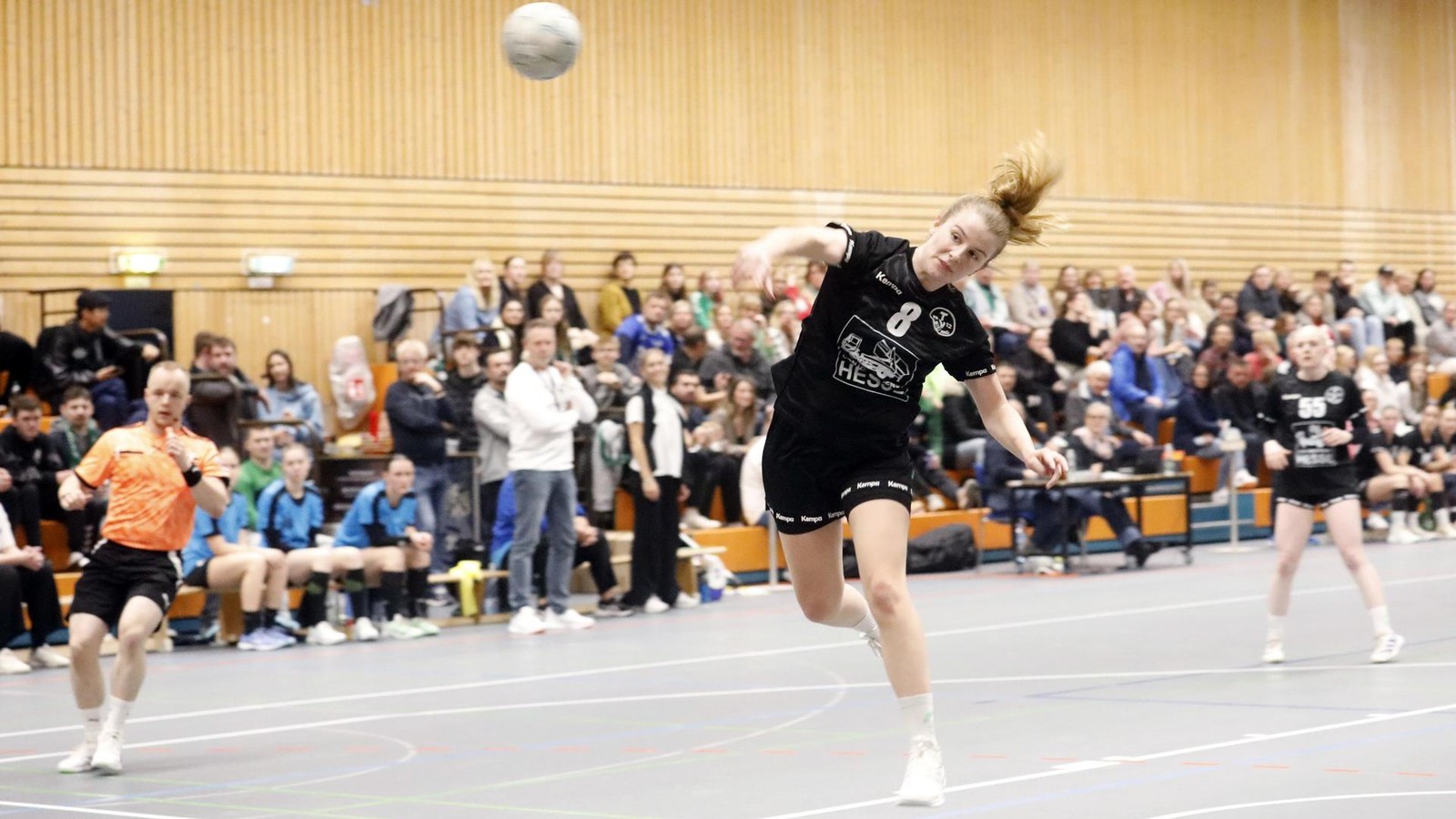 Deutliche-Siege-f-r-Oberhausens-Handballer-einer-ist-jedoch-nicht-zufrieden