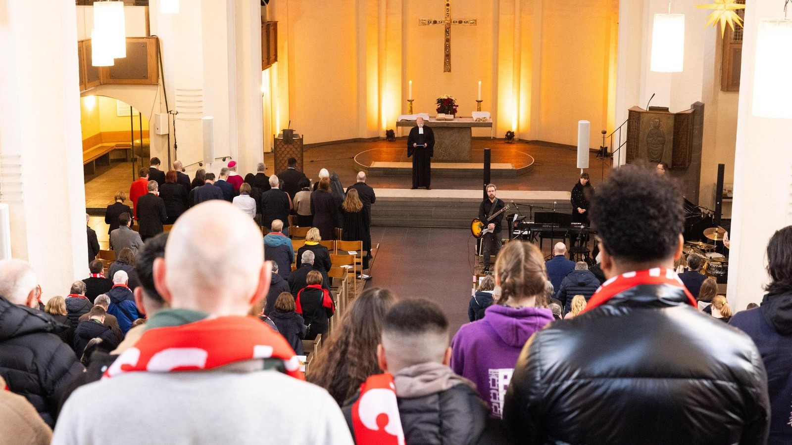 ESG-Proteste-zeigen-Wirkung-Evangelische-Kirche-ndert-Sparbeschl-sse