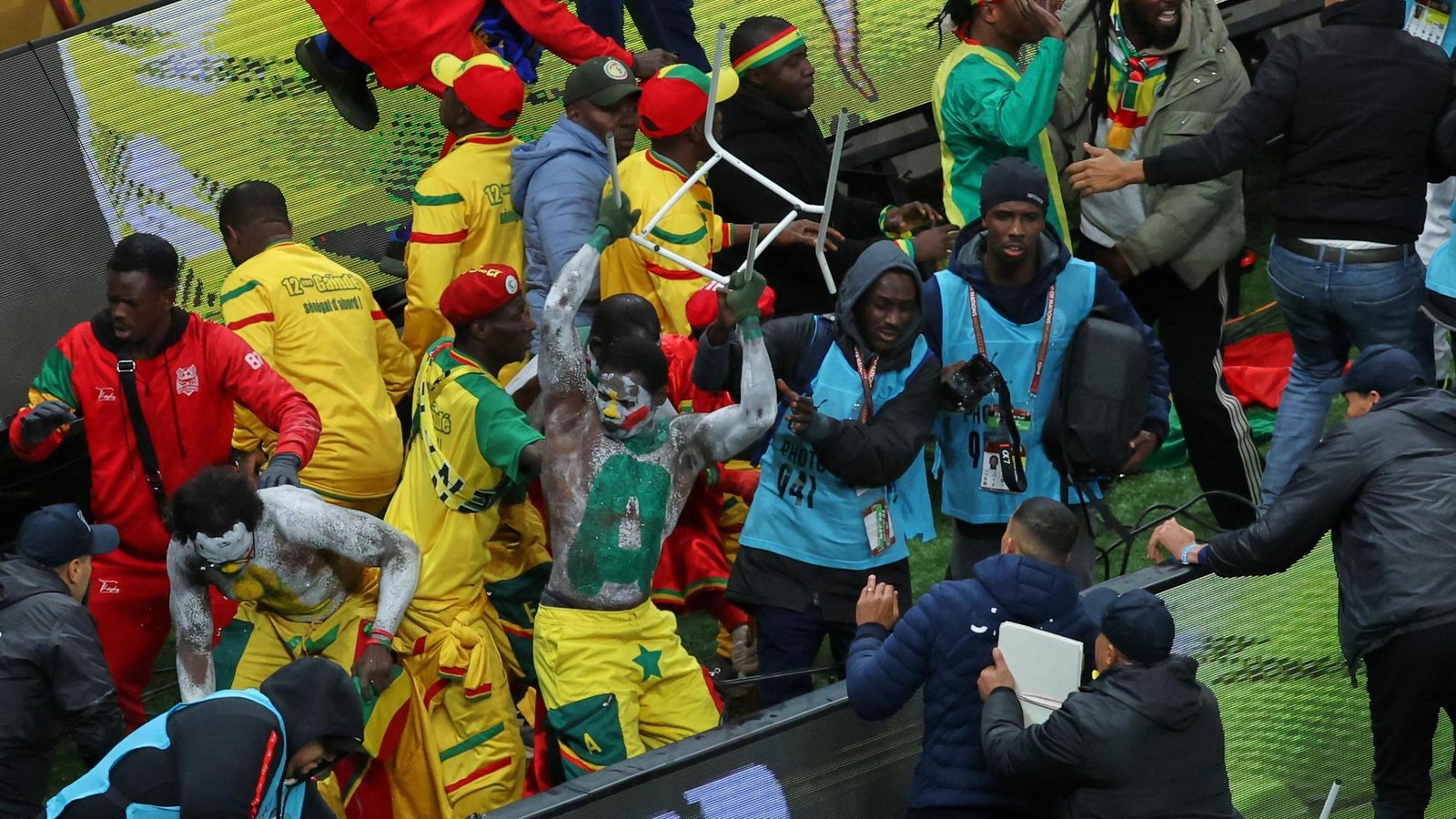 hans-sarpei-zum-chaos-beim-afrika-cup-finale-darf-man-nicht-einfach-abhaken