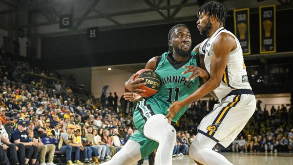 Die Löwen Braunschweig und Dennis Schröder holen Center vom Doncic-Klub