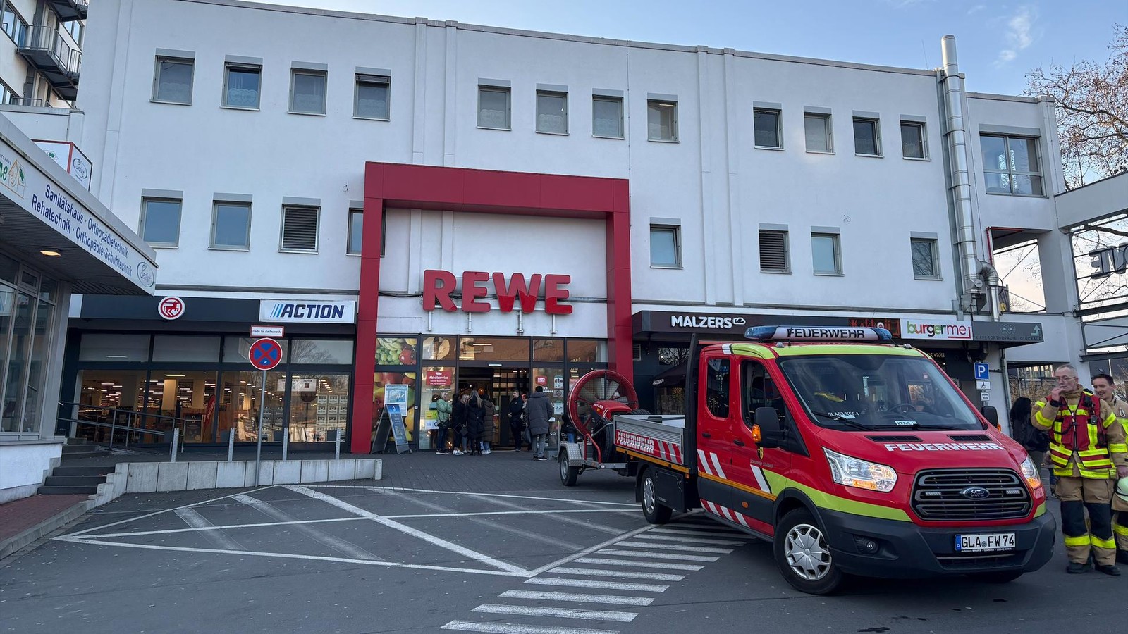 Brand-im-Gl-ckauf-Center-Unterrichtsausfall-PNV-Das-war-diese-Woche-wichtig