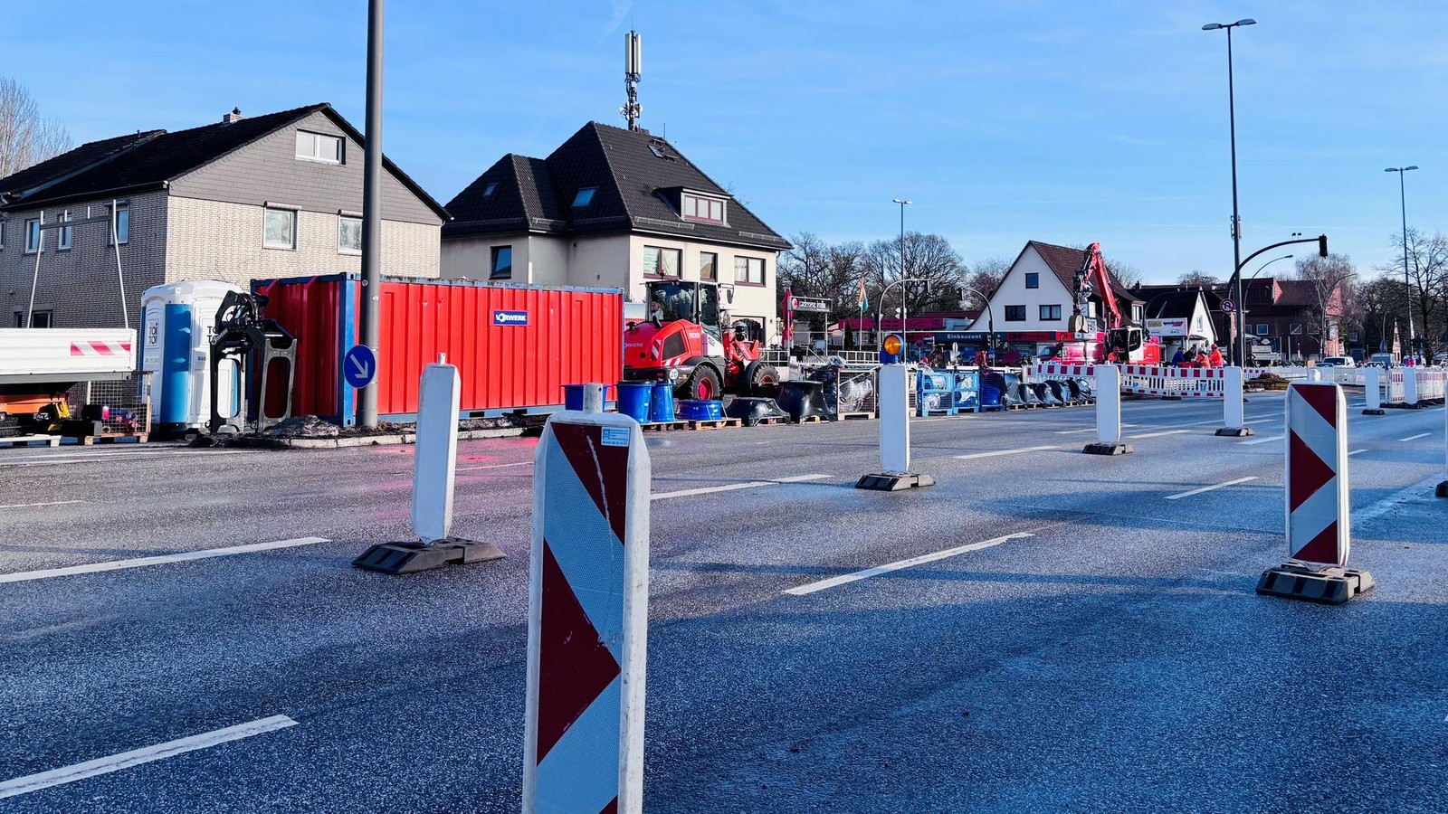 Wasserrohrbruch-an-Kollaustra-e-Autofahrer-brauchen-noch-wochenlang-gute-Nerven