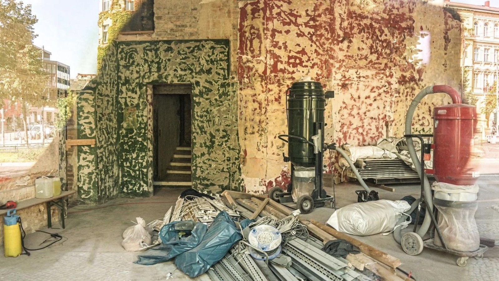 Beliebte-Berliner-Food-Adresse-nach-fatalem-Wasserschaden-zur-ck