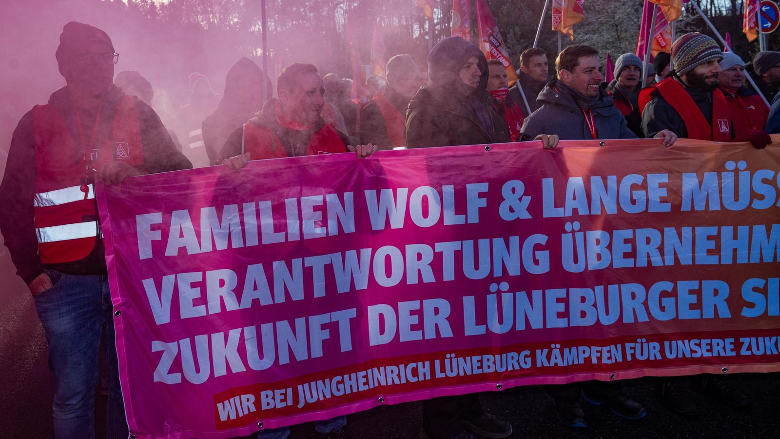 Neun-Wochen-Streik-bei-Jungheinrich-Kommt-jetzt-Bewegung-in-den-gro-en-Streit-