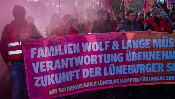 Neun Wochen Streik bei Jungheinrich: Kommt jetzt Bewegung in den großen Streit?