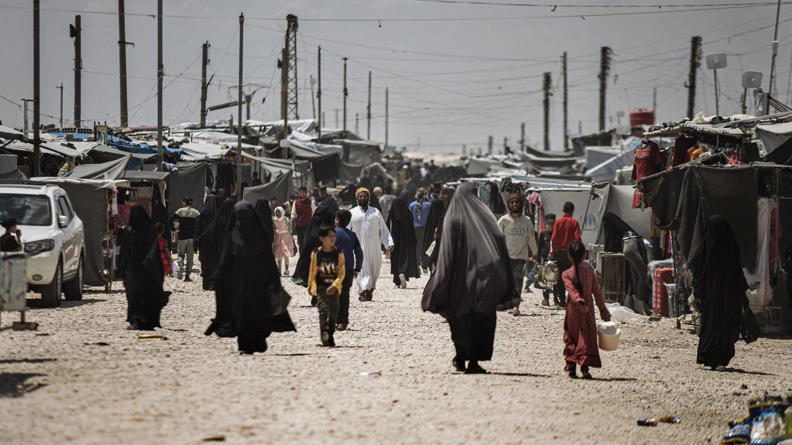 Kurdenmilizen-ziehen-sich-aus-IS-Lager-al-Hol-in-Syrien-zur-ck