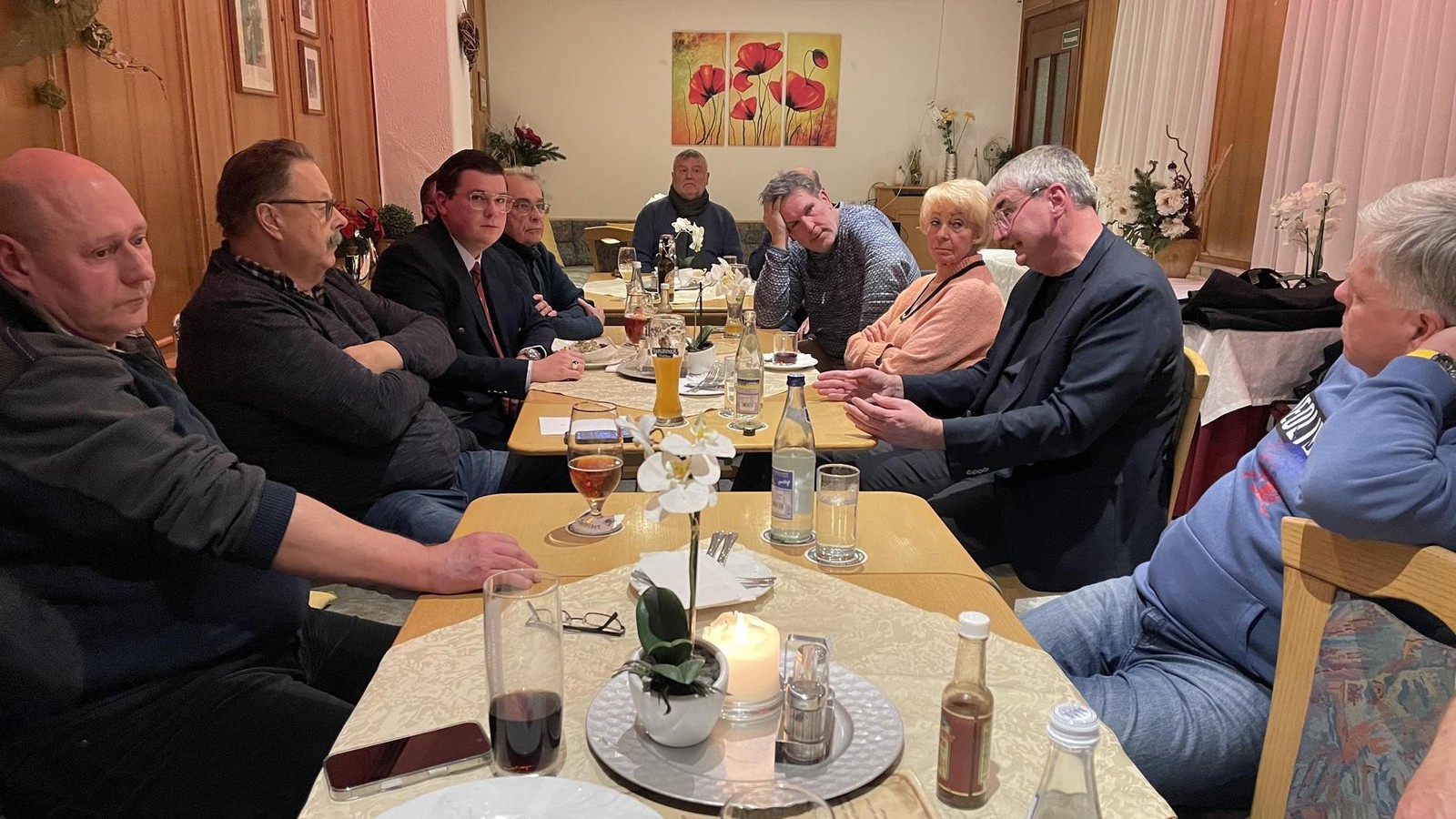 So-schlug-sich-Saalfeld-Rudolstadts-Landrat-am-Stammtisch-der-Liberalen