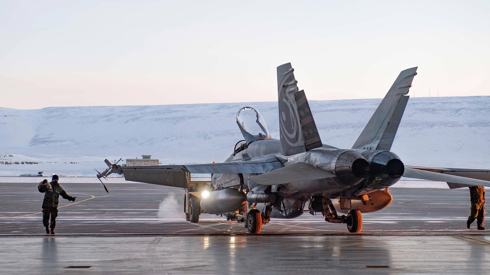 US-Jets-operieren-auf-Gr-nland-Einsatz-entlarvt-zentrale-Trump-Behauptung