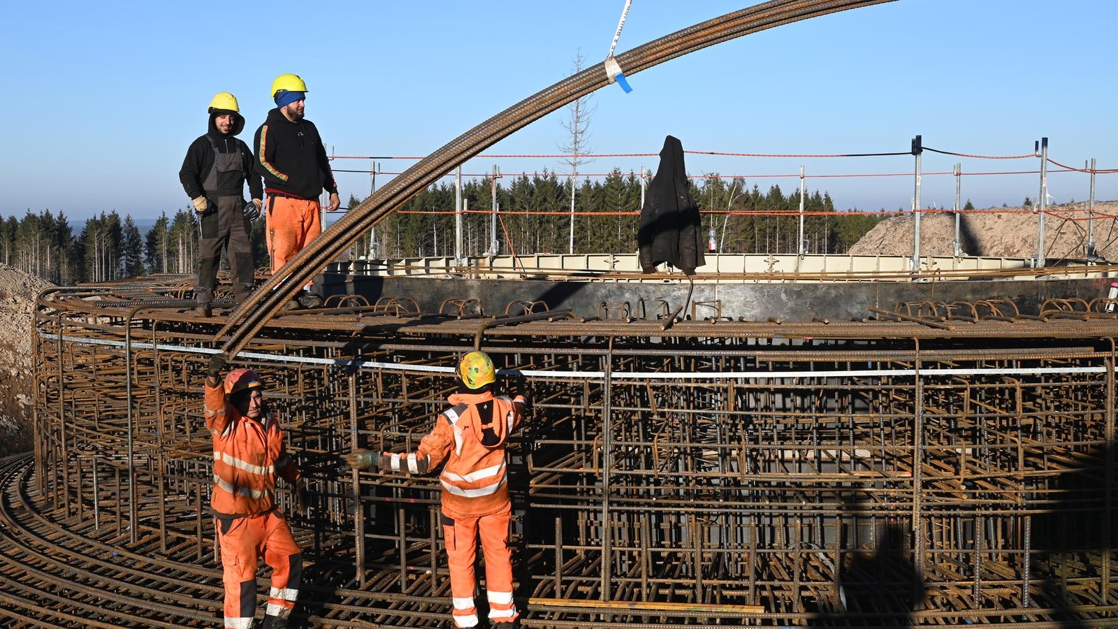 70-Millionen-Euro-Vorhaben-So-ist-der-Zeitplan-f-r-den-Bau-des-neuen-Windparks-im-Saale-Orla-Kreis