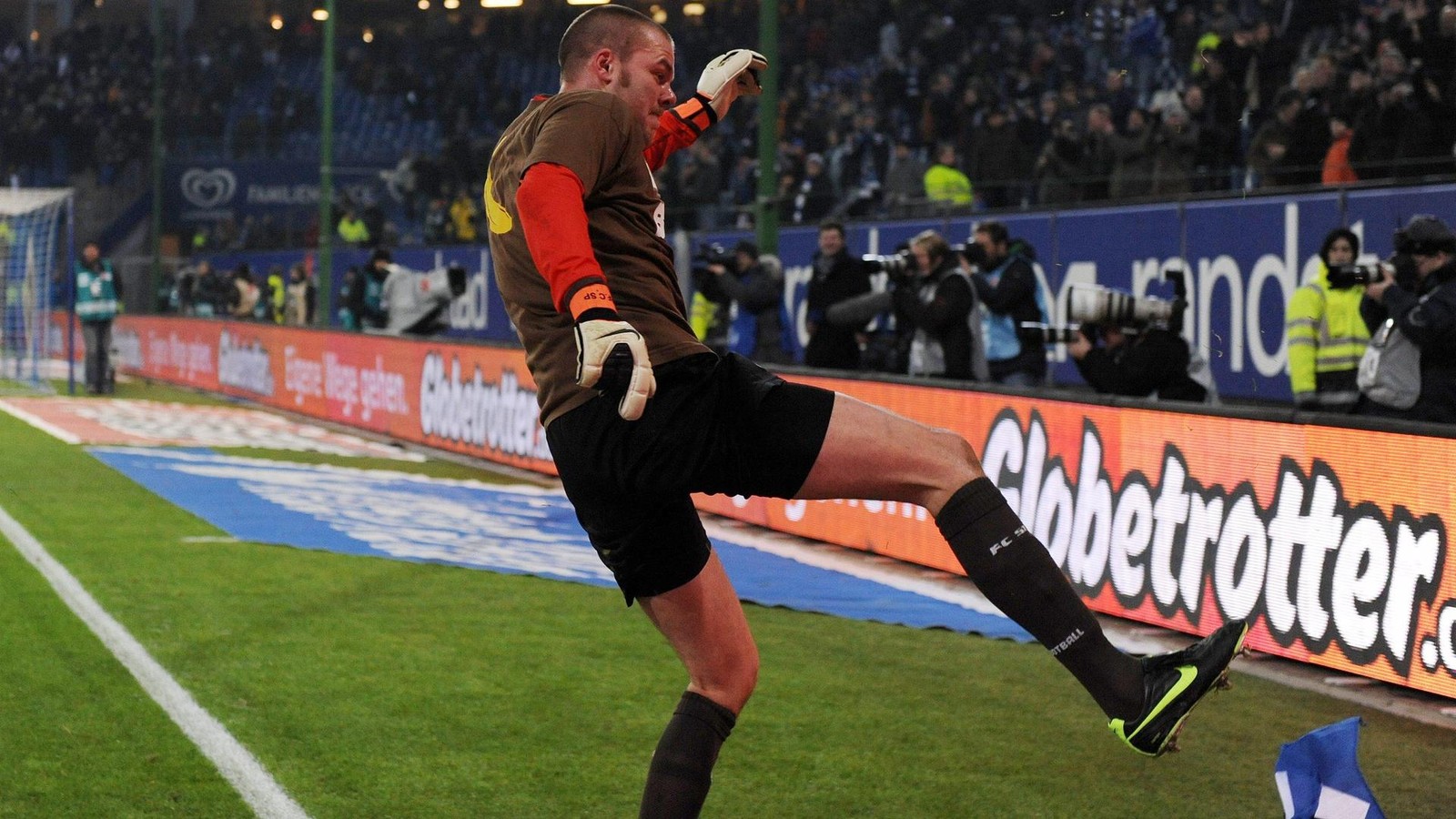 Mit-dieser-Mannschaft-gewinnt-der-FC-St-Pauli-gegen-den-HSV-garantiert