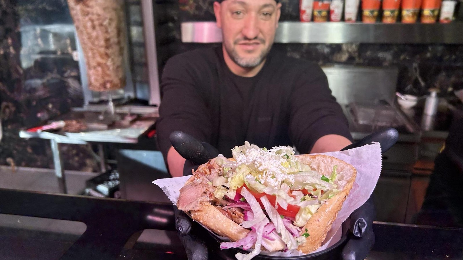 Hier-gibt-es-jetzt-Berlins-ersten-Puten-D-ner-und-so-schmeckt-er