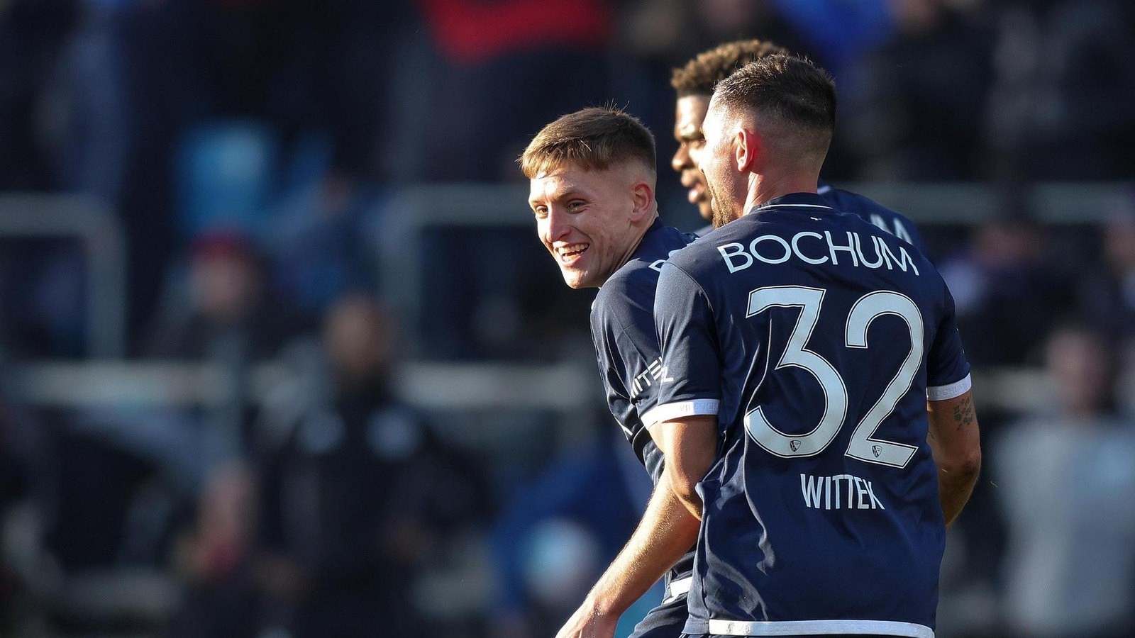 Marshall-erkl-rt-sein-Ja-zu-Bochum-Hier-kommen-nur-echte-Fans-ins-Stadion-
