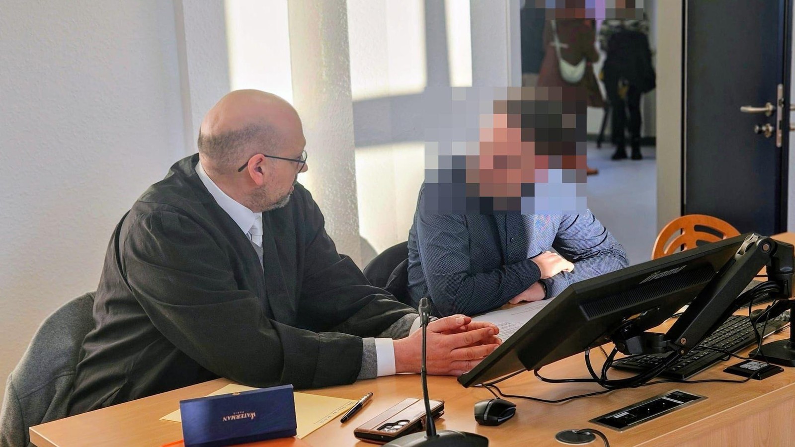 Stiefvater-missbraucht-14-J-hrige-in-Erfurt-Ich-komme-gut-bei-Frauen-an-