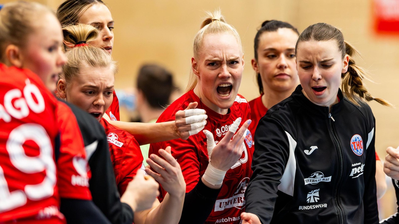 Viele-Fehler-viel-Kampf-So-lief-das-Spitzenspiel-des-Th-ringer-HC