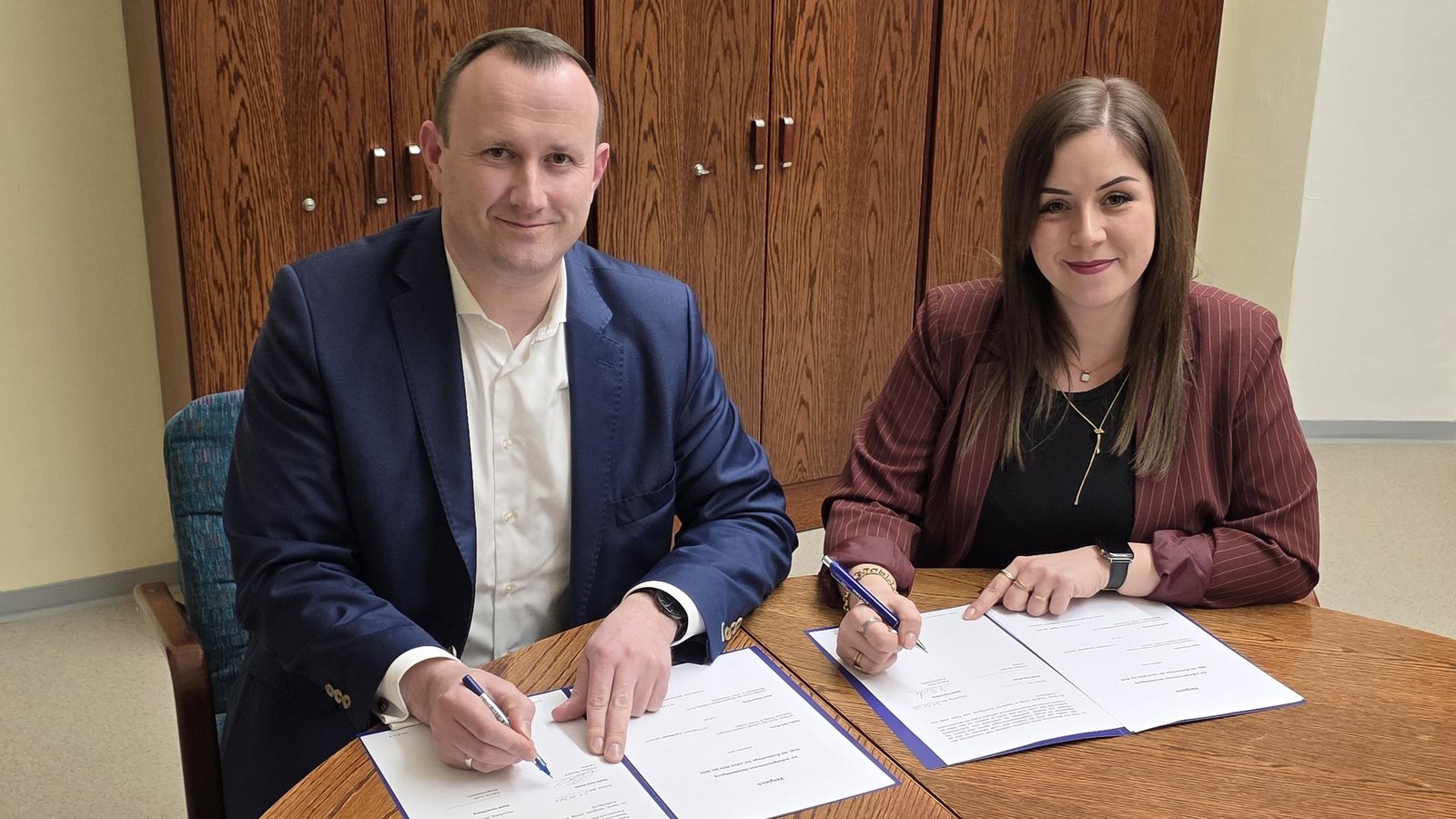 Saale-Orla-Kreis-schlie-t-einen-Deal-mit-gro-er-Tragweite