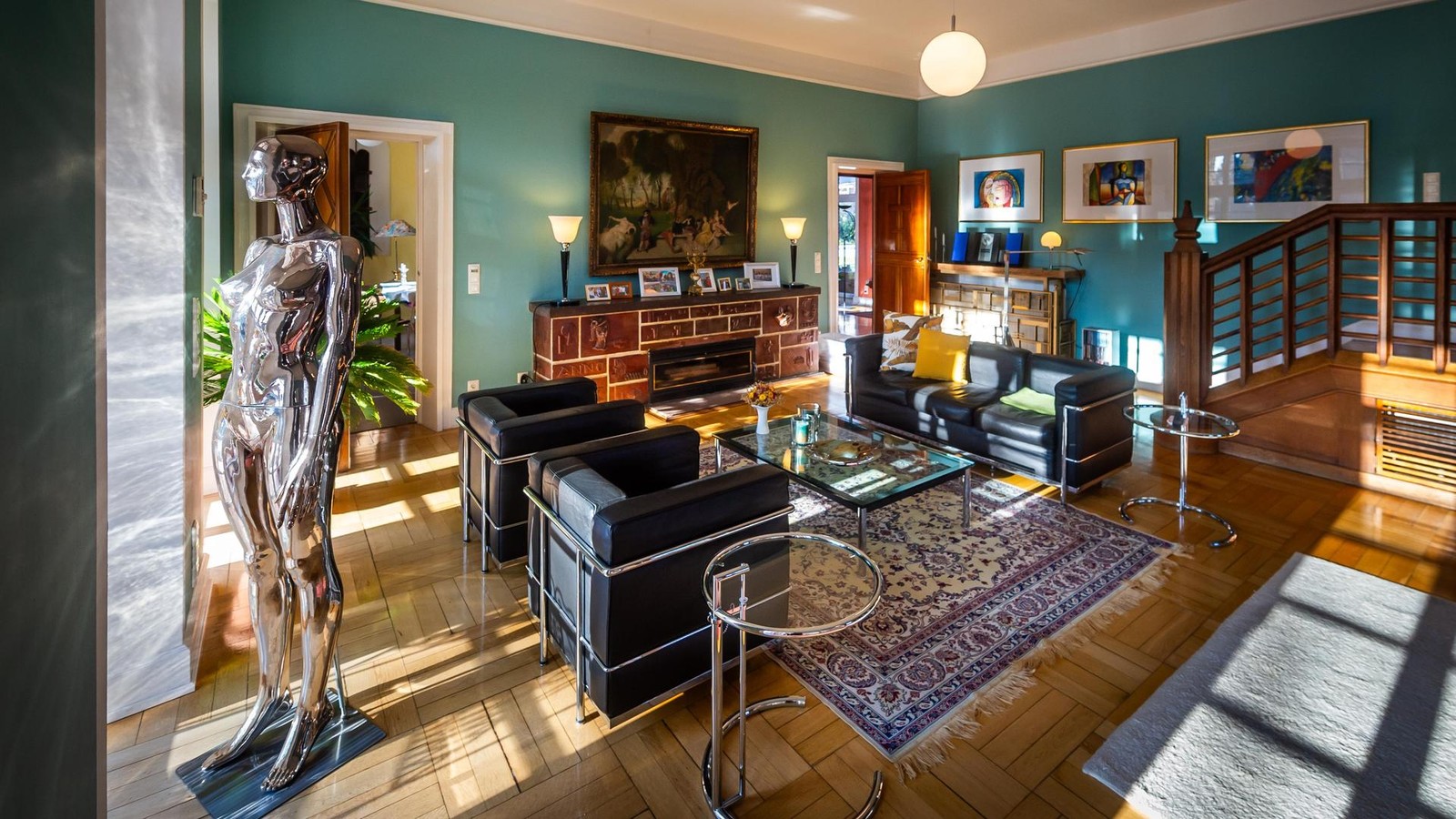 Seltener-Einblick-19-Fotos-aus-der-Luxus-Villa-in-M-hlhausen