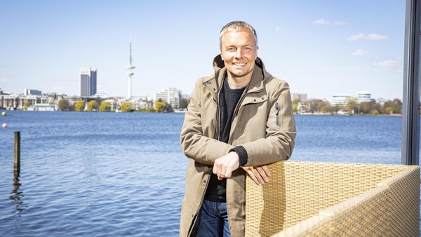 Trotz Sushi, Austern, Schampus – bekanntes Restaurant an der Alster in Finanznot