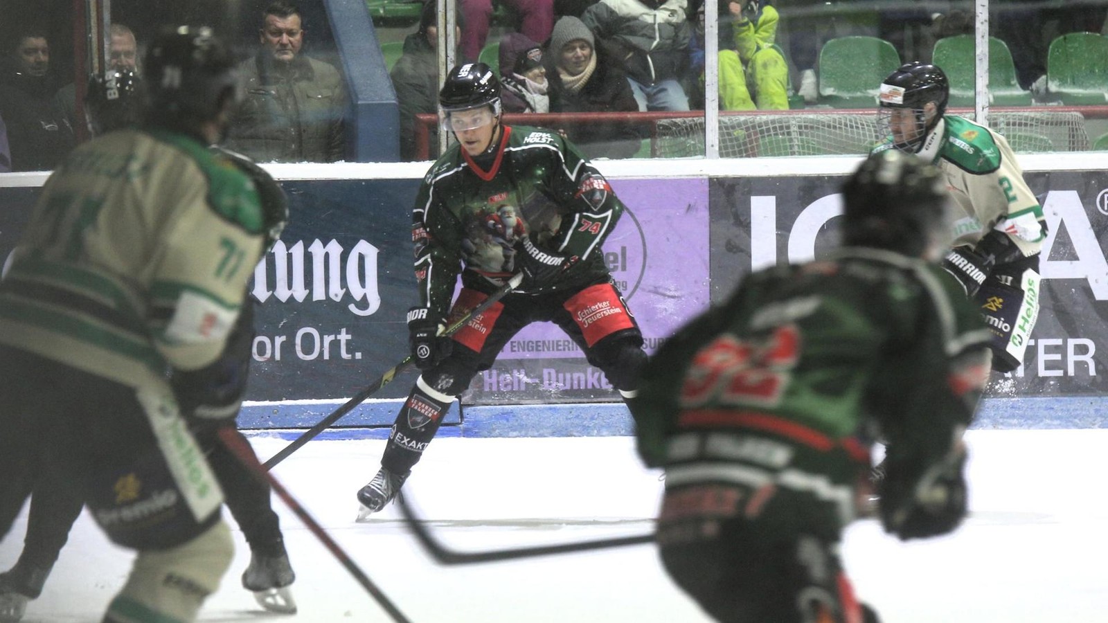 Harzer-Falken-streben-bei-den-Weserstars-in-Bremen-die-Trendwende-an