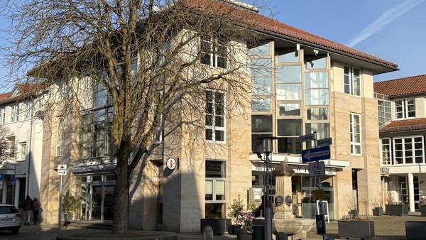 Wachsen der Stadt Gifhorn ihre 20.000 Bäume über den Kopf?