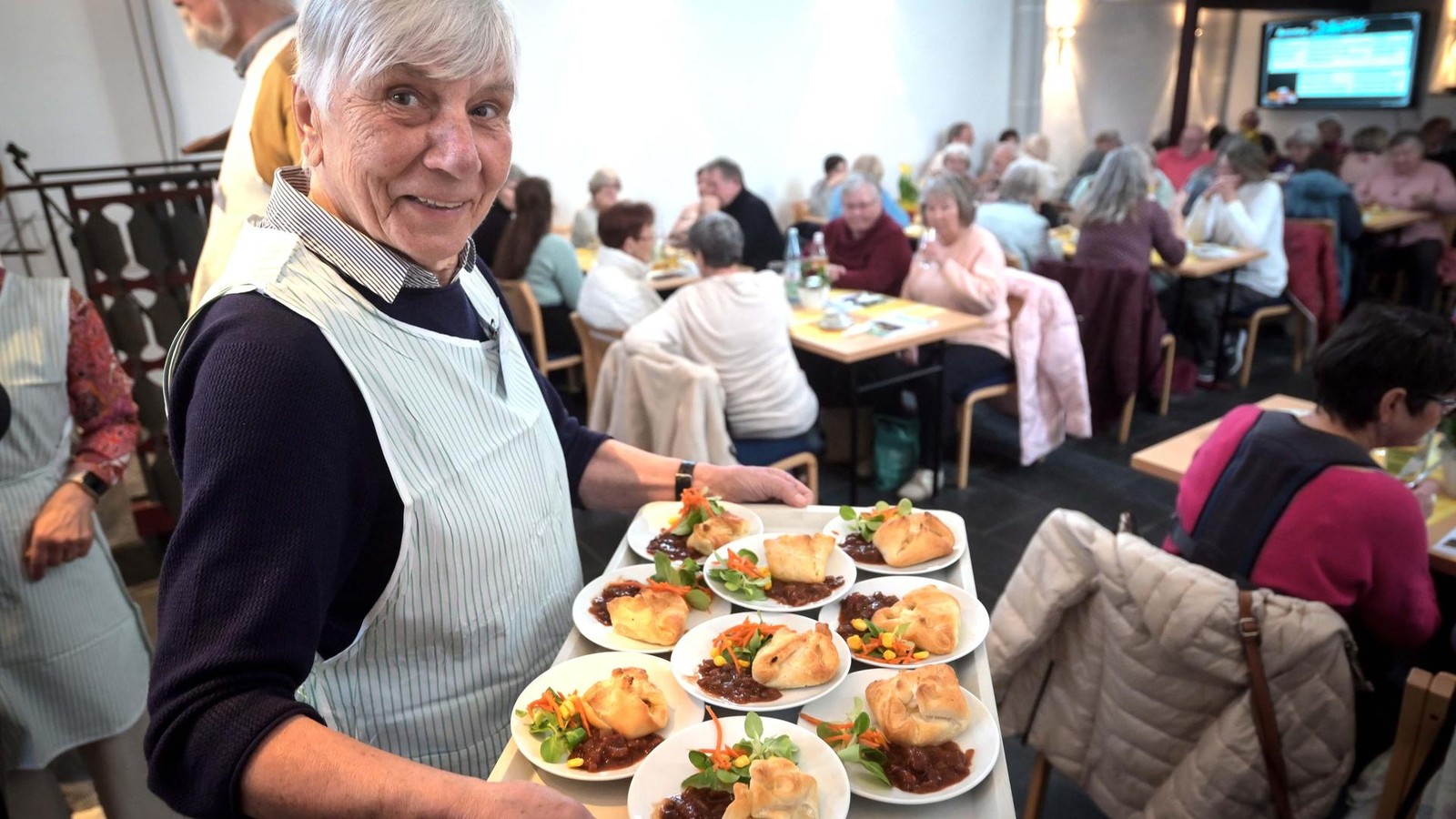 -Ganz-oldschool-Vesperkirche-in-Velbert-lockt-mit-Traditionsk-che